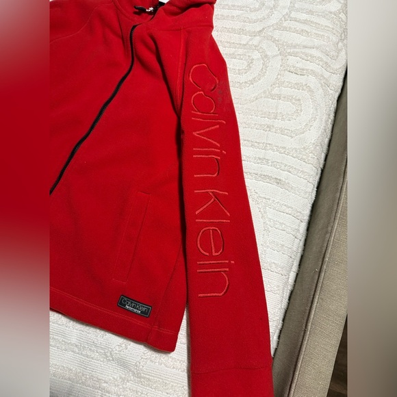 Calvin Klein Performance - Picture 2 of 8